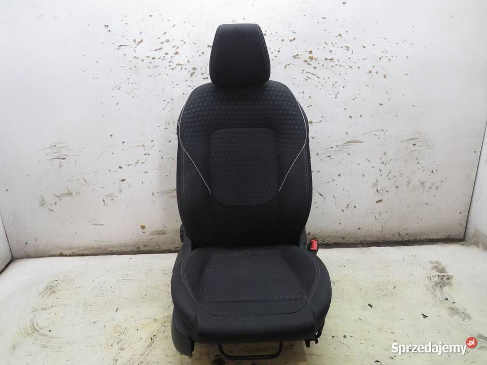 FOTEL PRAWY PRZÓD PRZEDNI FORD FIESTA MK8 5D