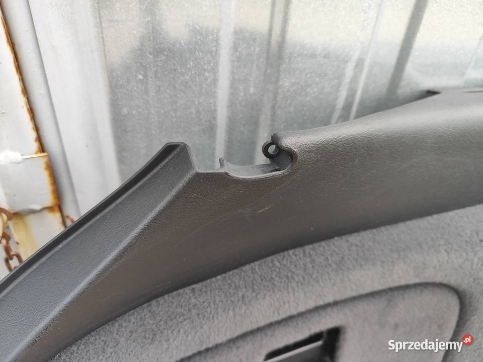 Audi A4 B5 Avant Boczki bagażnika Lututów sprzedam