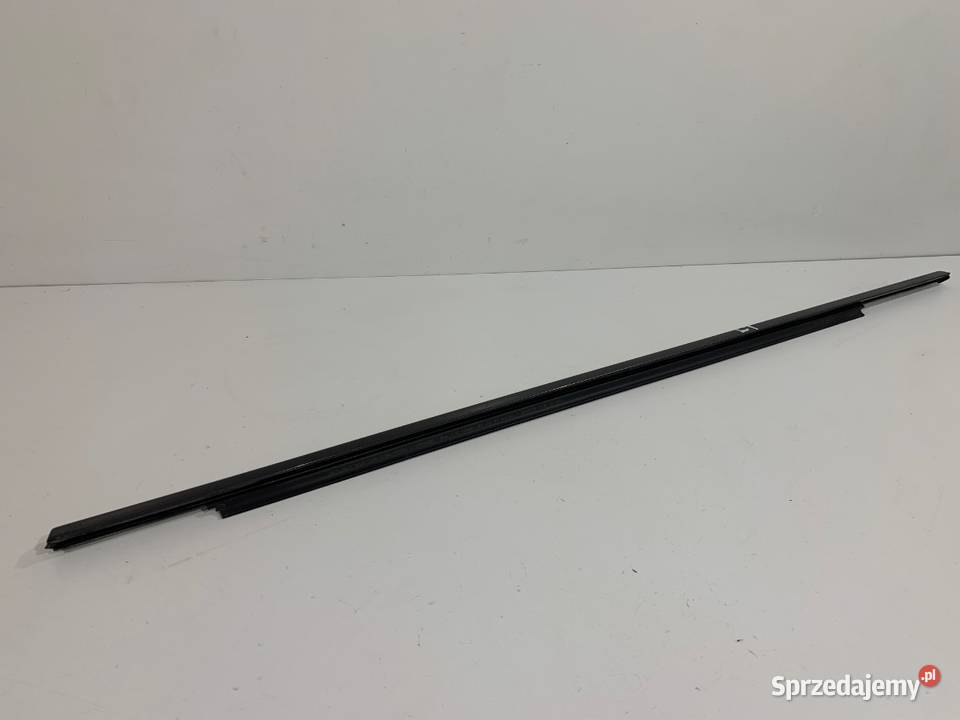 LISTWA ZGARNIAJĄCA TYŁ LEWY AUDI A6 C8 sprzedam