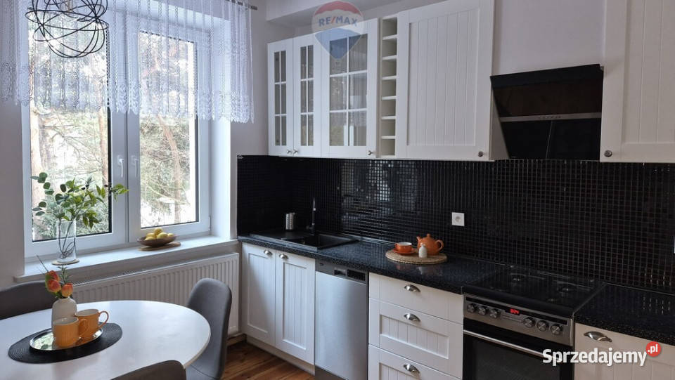 Milanówek apartament w willi z ogrodem Liczba pokoi 3