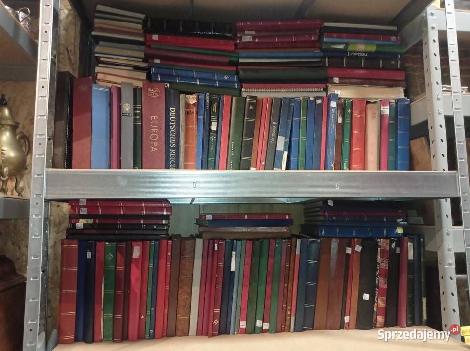 Znaczki pocztowe Świat 300 klaserów wyprzedaż