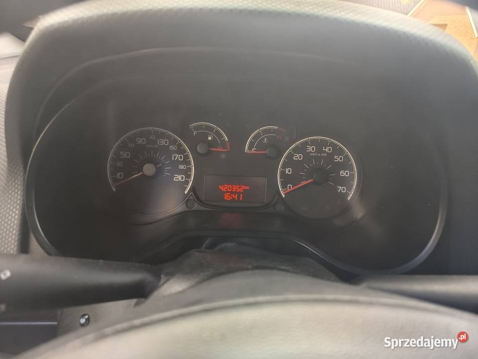 Fiat Doblo 13 multijet nieuszkodzony sprzedam