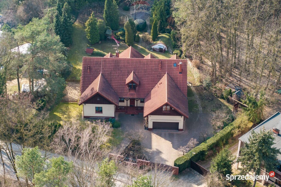 Klimatyczny dom odrębne mieszkanie duża działka Rok budowy 2005 Jerzykowo