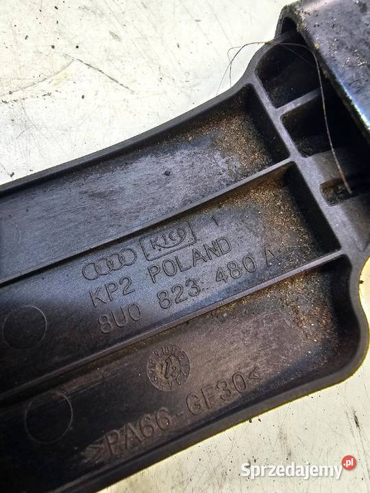 ZAMEK MASKI RYGIEL AUDI Q3 8U 8U0823480A Przystajń