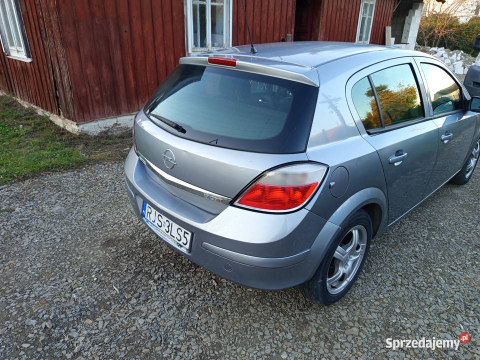 Sprzedam Opla Astra 17 cdti Astra Potakówka