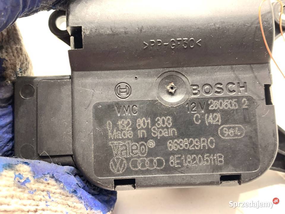 SILNIK NAGRZEWNICY AUDI 8E1820511B A4 B7 0408 podkarpackie