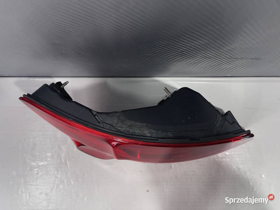 BMW F10 LIFT LEWA LAMPA TYŁ SEDAN Ostroróg