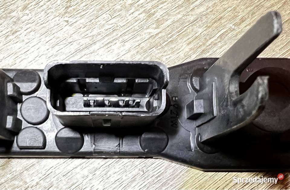 NISSAN MICRA III K12 0310r WKŁAD LAMPY TYŁ TYLNI osobowe Sosnowiec
