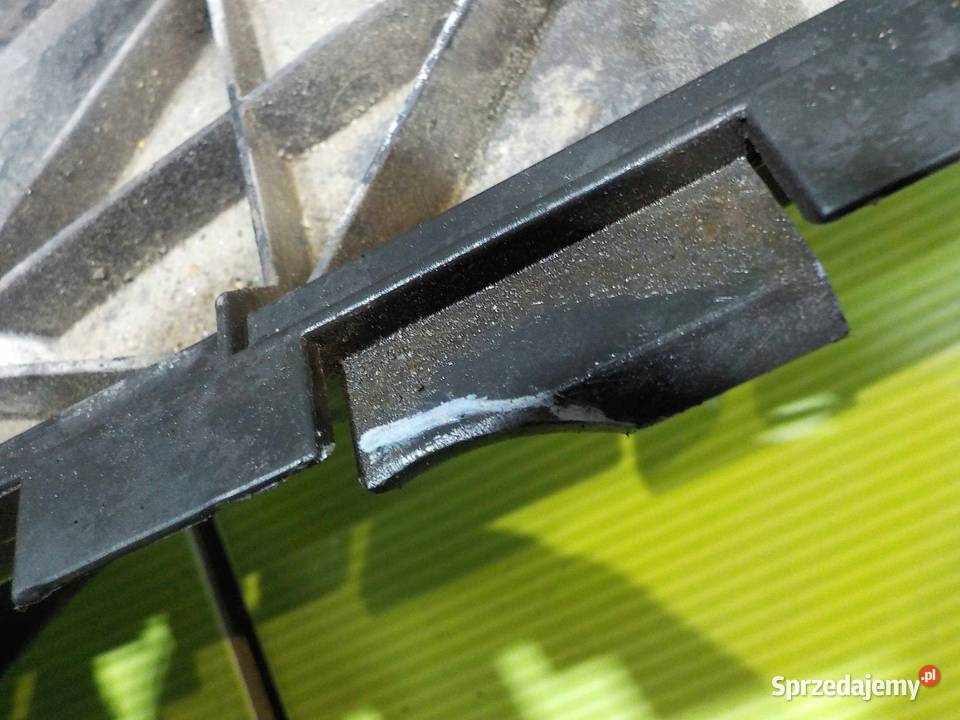 VOLVO C70 II 07r zderzak przod