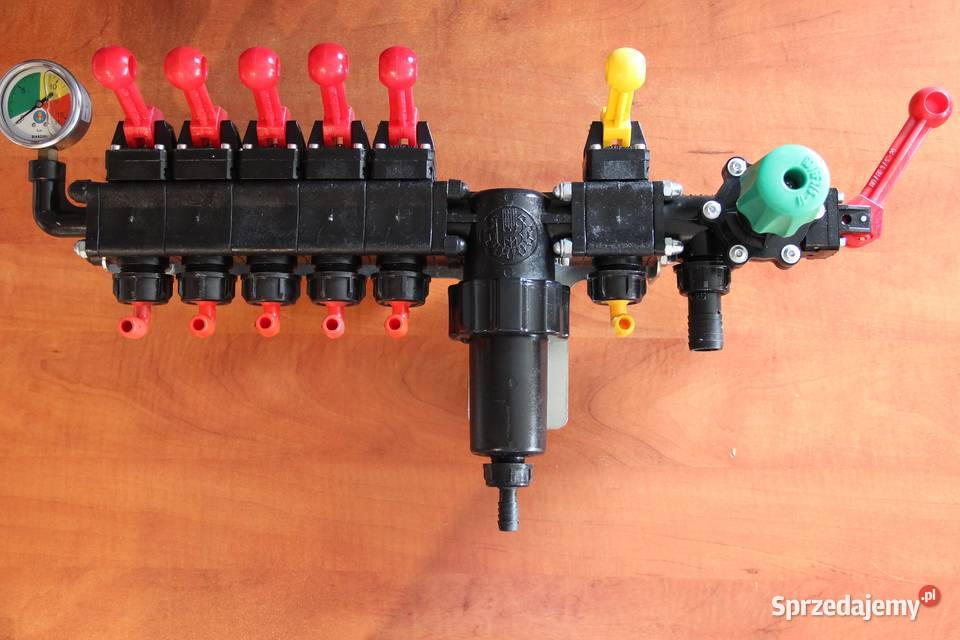 Zawór rozdzielacz manualny 3 5 sekcyjny Duro Maszyny rolnicze Rogóźno sprzedam