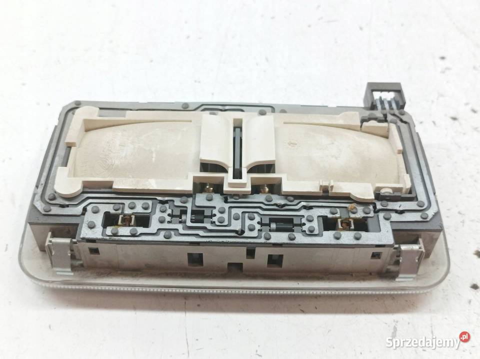 LAMPKA PODSUFITKI 735244963 7354450890 Citroen Rok produkcji 2009 sprzedam