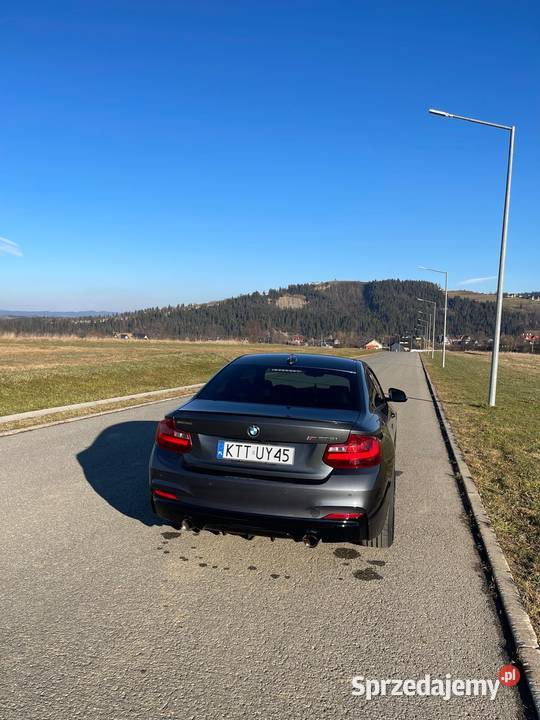 BMW F22 235i RWD Seria 2 Czarna Góra