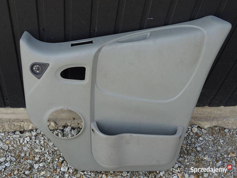 tapicerka boczki prawych drzwi europa opel osobowe łódzkie