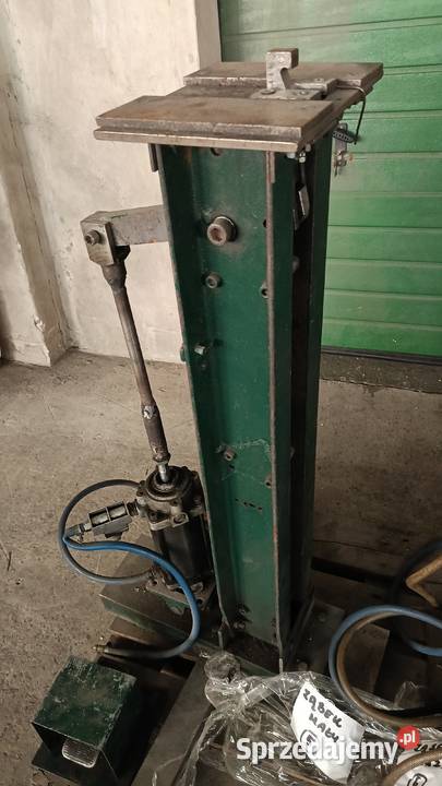 Prasa warsztatowa ząbek