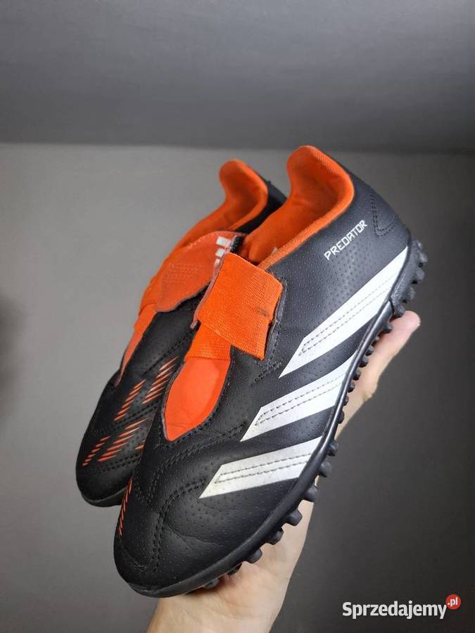 Buty 33 piłkarskie korki turfy adidas Predator Kraków