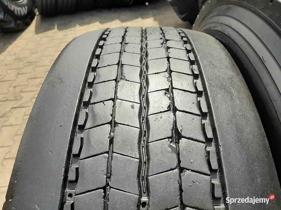 Opona używana ciężarowa 31570R225 MICHELIN Zaścianki