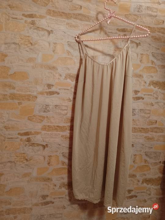 42XL Beżowa halka pod sukienkę z Londynu