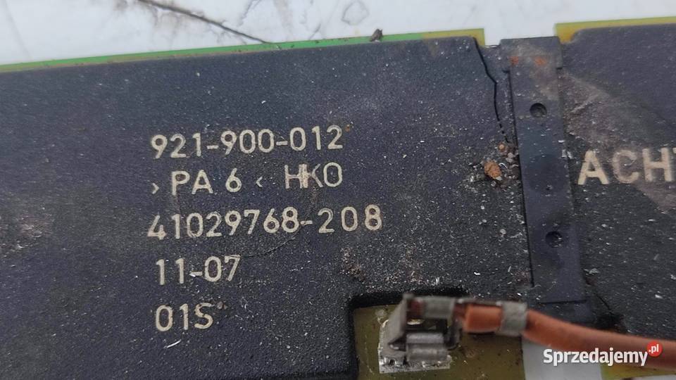AUDI A8 D3 42 TDI 0510 Wzmacniacz antenowy