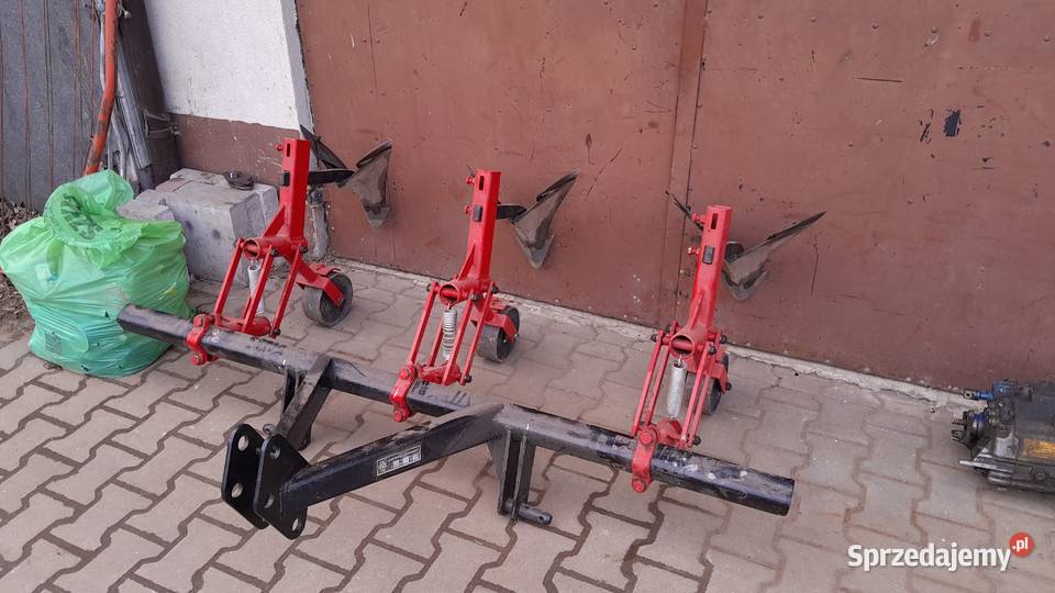 Obsypnik do ziemniaków 3 rzędowy Grudziadzki nieuszkodzony Obsypniki i pielniki Skaryszew