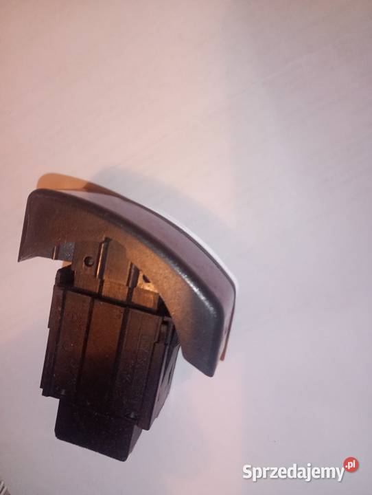 Włącznik świateł awaryjnych corsa c combo Pozostałe