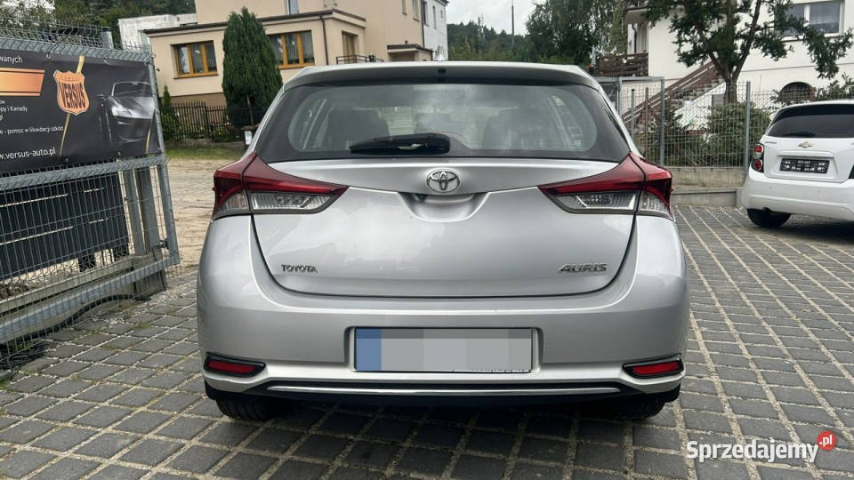 Toyota Auris 16 VVTi Klimatronic automat Serwis ASR (kontrola trakcji) Gdynia