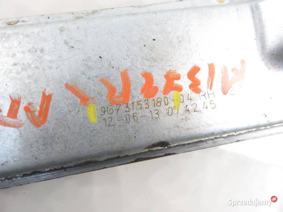 PODNOŚNIK SZYBY PRAWY 3D PEUGEOT 2008 I osobowe