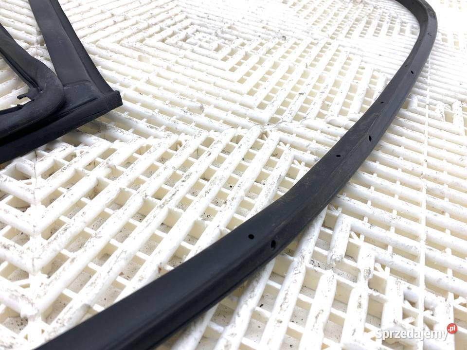 USZCZELKA DRZWI TYŁ PRAWA HYUNDAI KONA SX2 SUV