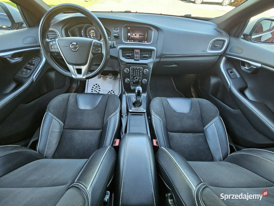 Volvo V40 20 benzyna T4 190 RDesign 100 Zarejestrowany w Polsce Opoczno