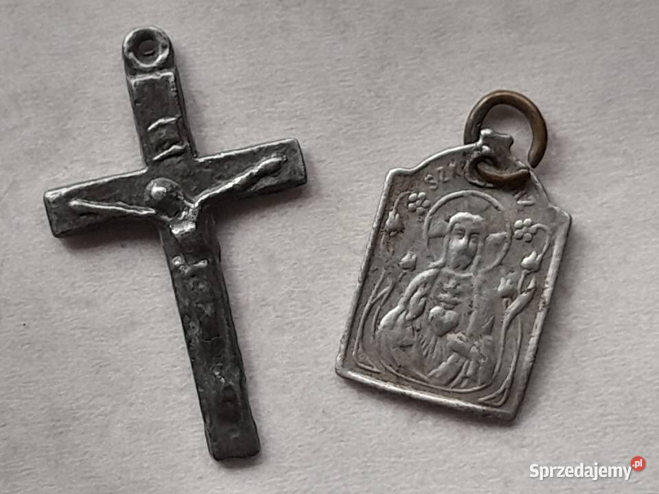 Stare zawieszki dewocjonalia medalik i krzyżyk Dąbrowa Górnicza