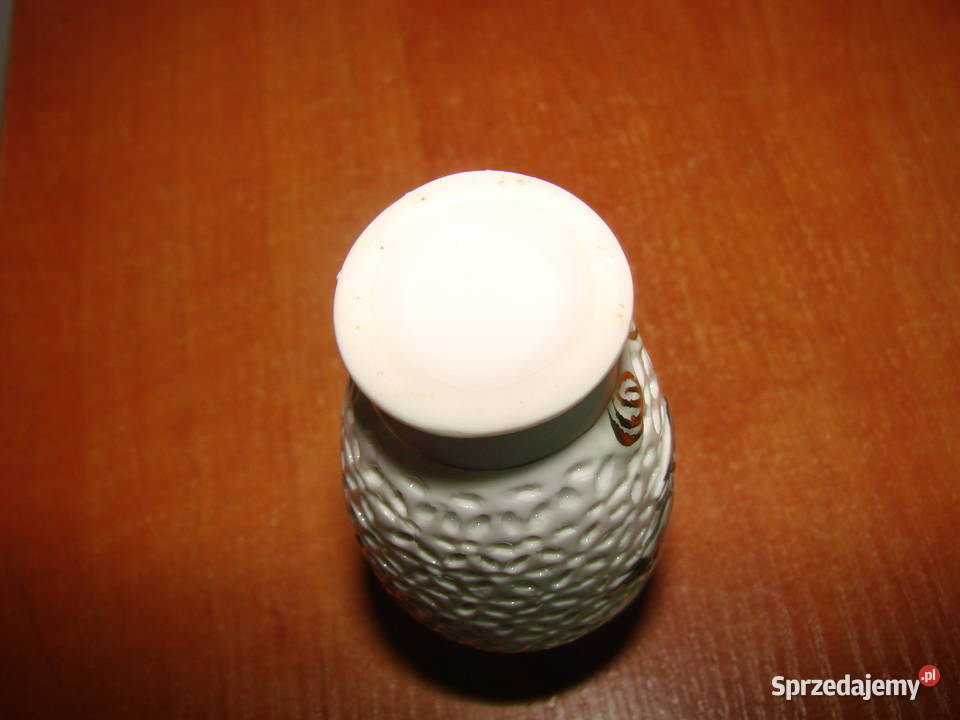 ażurowy porcelanowy wazonik Pruszcz Gdański