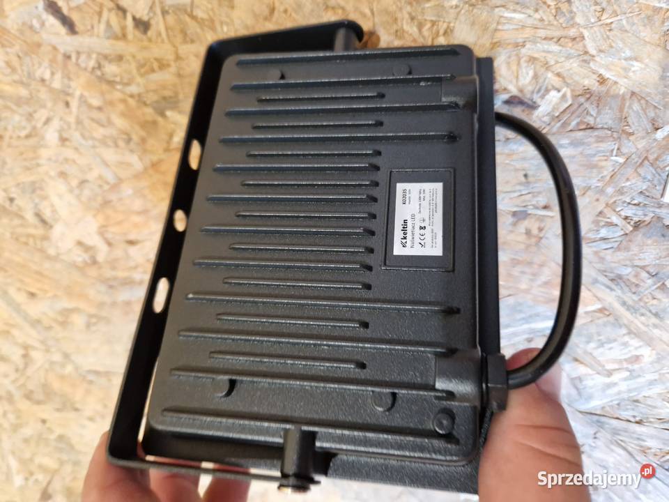 Naświetlacz LED 50W barwa biała ciepła 2700K wielkopolskie Głogowa