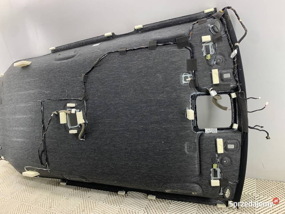 PODSUFITKA CZARNA KOMPLET SSANGYONG TORRES 15