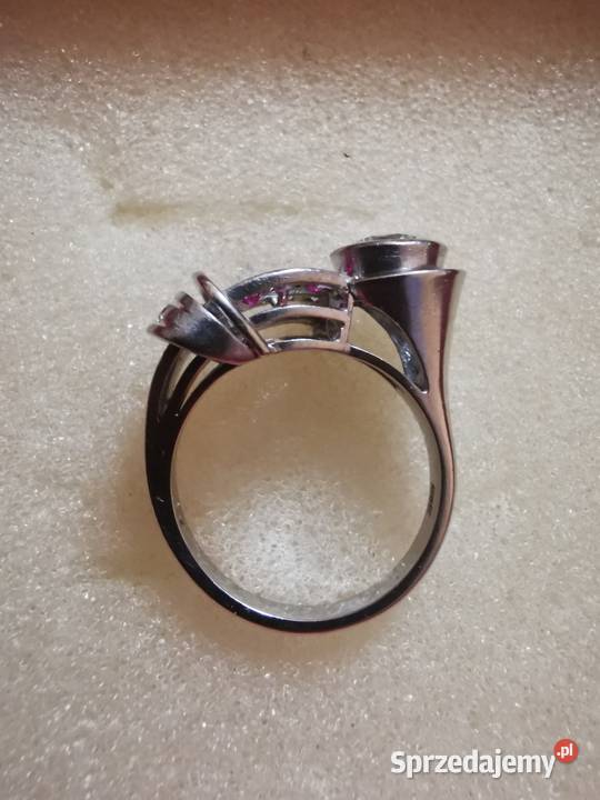 Złoty pierścionek Białe Złoto z diamentami Jelenia Góra