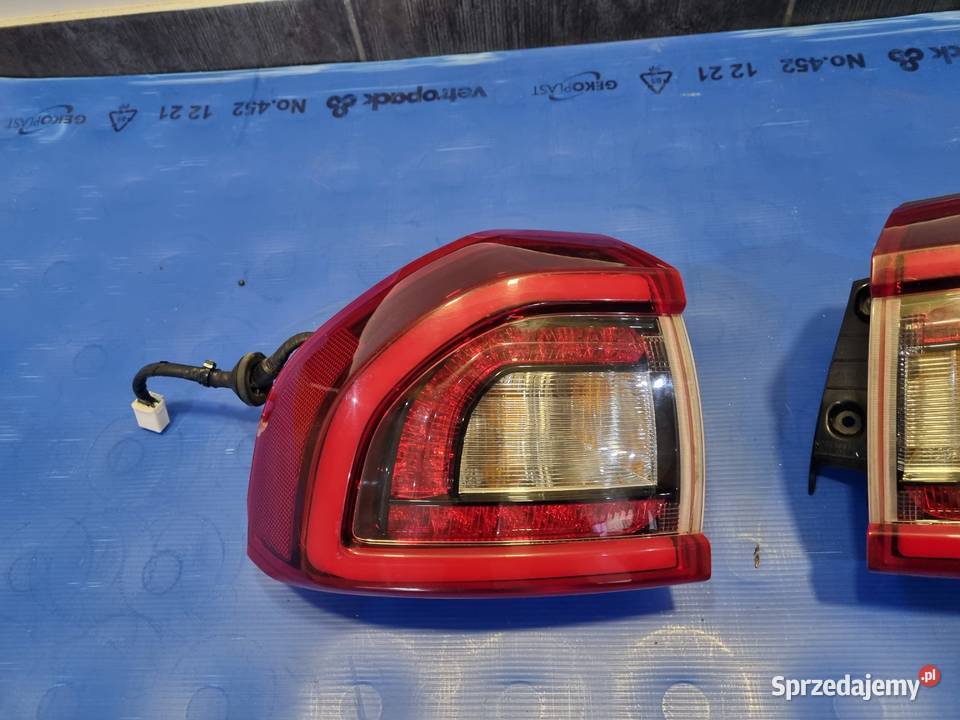 LAMPY TYŁ W BŁOTNIK LED PRAWA LEWA KIA NIRO