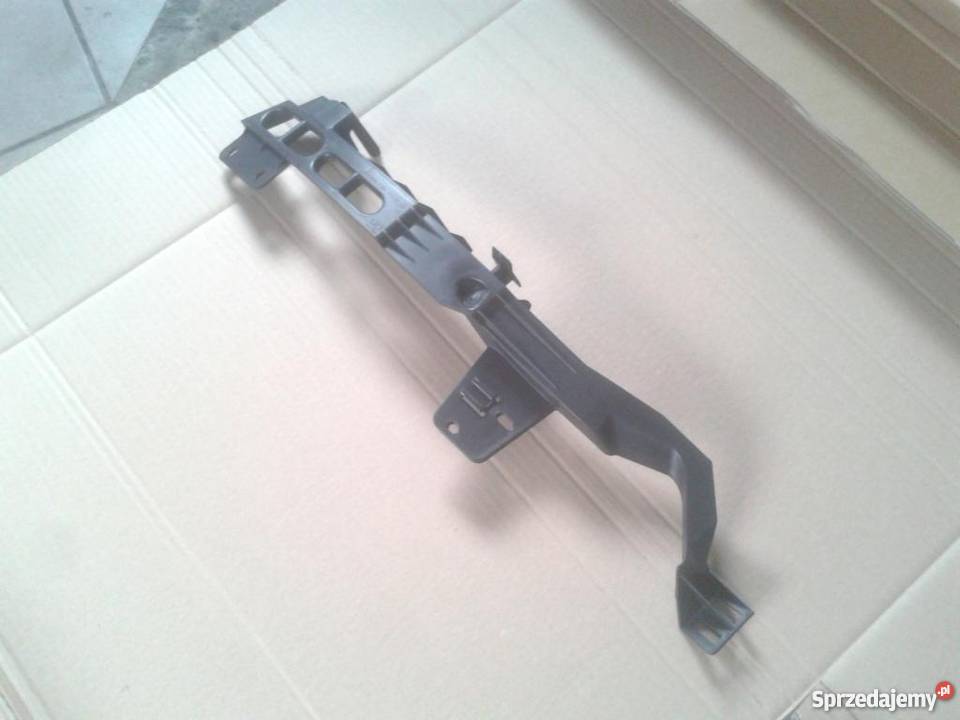 NOWA ŚLIZG HOKEJ POD LAMPĘ OPEL ASTRA J LIFT 5D