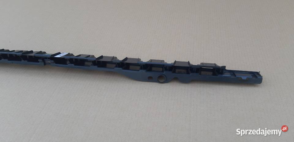 MERCEDES VITO W447 ŚLIZG ZDERZAKA TYŁ Bieleń