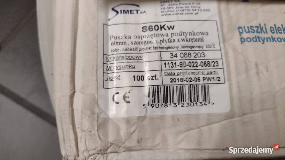 Puszka podtynkowa 60 mm szeregowa z wkrętami 70 Libiąż