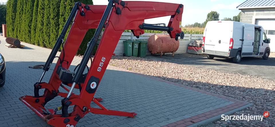 Ładowacz czołowy Massey Ferguson tur quicke Chwalęcice