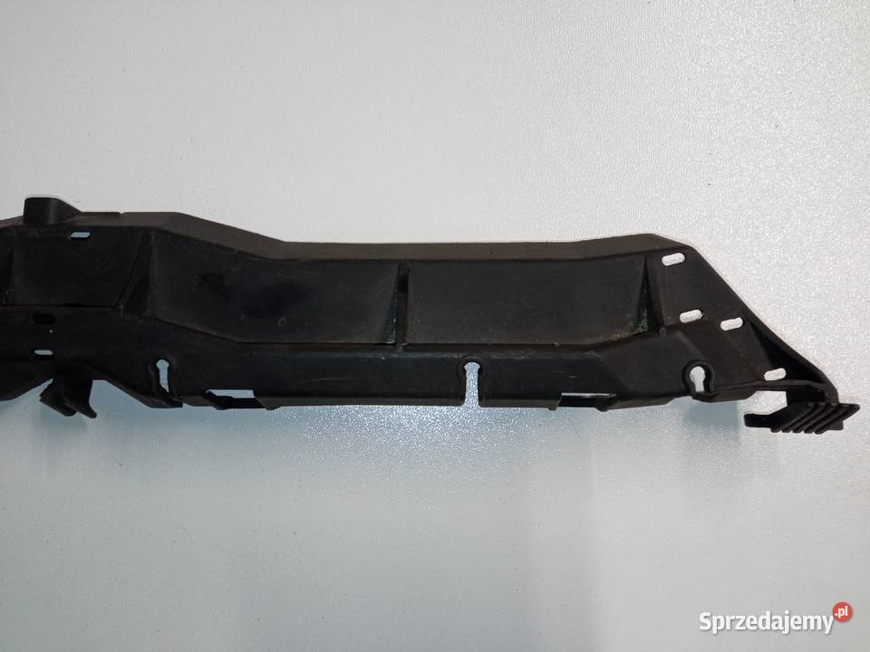 Obudowa instalacji silnika Mercedes W124 sprzedam