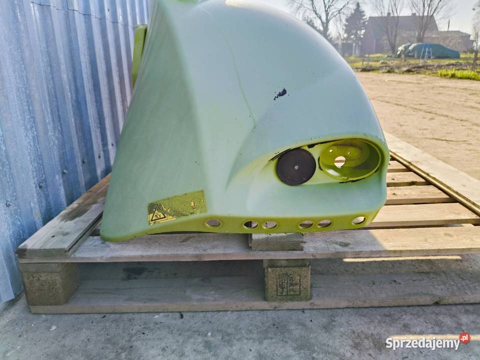 Claas Axion 840 CMatic 13r Prawy błotnik Stalewo