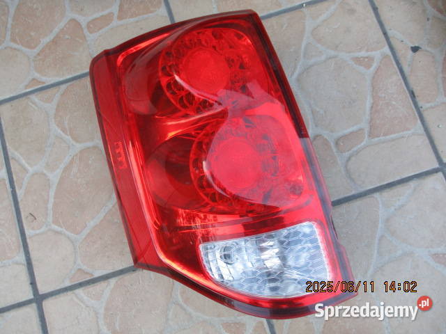 Dodge Caravan1117tylna lewa lampaoryginal