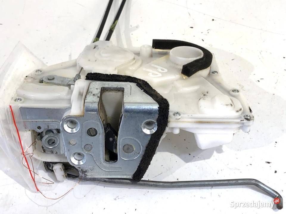 ZAMEK DRZWI PRAWY PRZÓD OPEL AGILA Hatchback osobowe podkarpackie