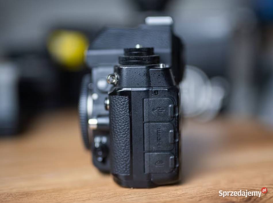 Nikon Df z obiektywem 50mm 18G SE Urządków