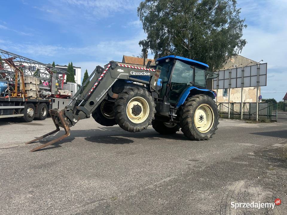 Ciągnik Holland TM 130 z ładowarką czołową TUR Gorzów Wielkopolski