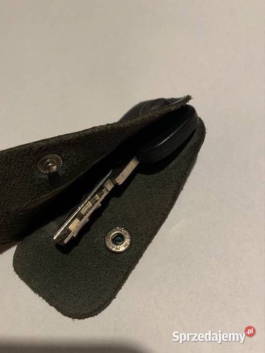 Kluczyk samochodowy BMW ze skórzanym etui osobowe Sosnowiec sprzedam