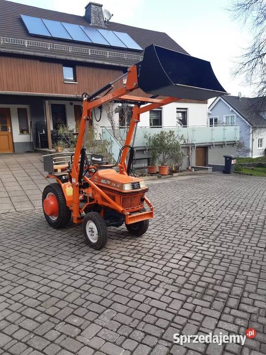 KUBOTA B15 4x4 z ładowaczem pług śnieżny gotowy śląskie Kalety