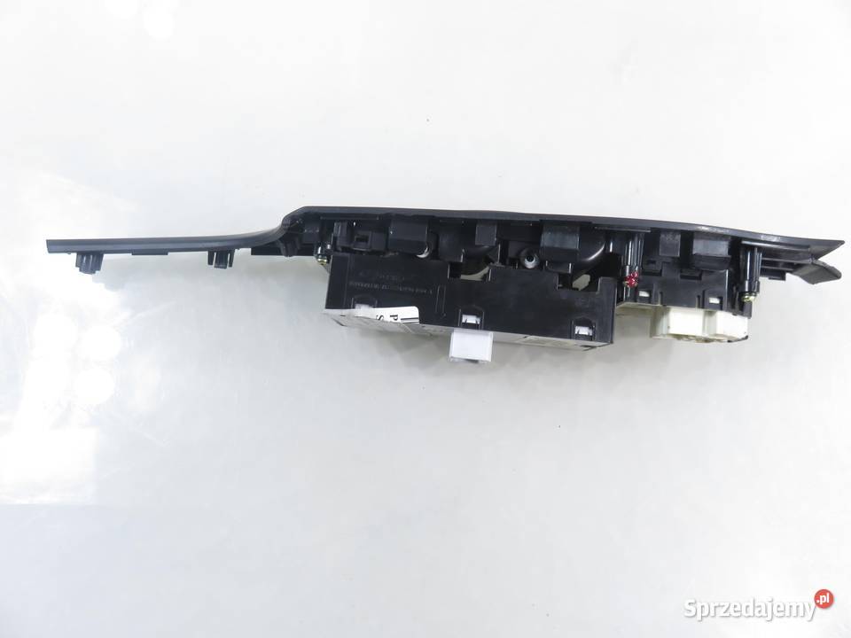 PANEL SZYB HYUNDAI i40 CW VF 935703Z000 osobowe