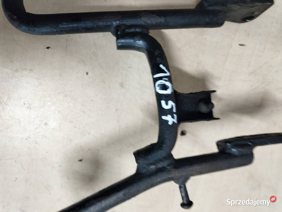 Stopki centralne skuter 2T CPI TGB popcorn Podnóżki i stopki Łubno