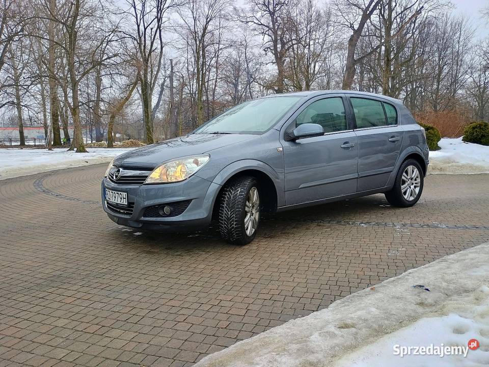 Opel Astra H 19 CDTI 140 AUTOMAT Hatchback Krosno