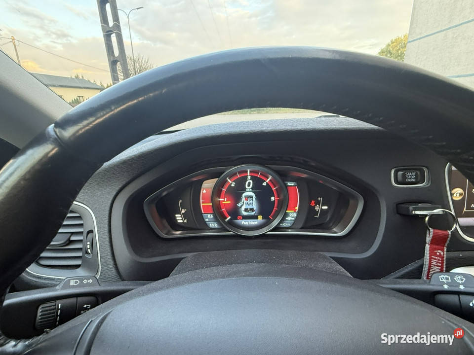 Volvo V40 Volvo V40 II 16D2 2013r Lift klimatyzacja